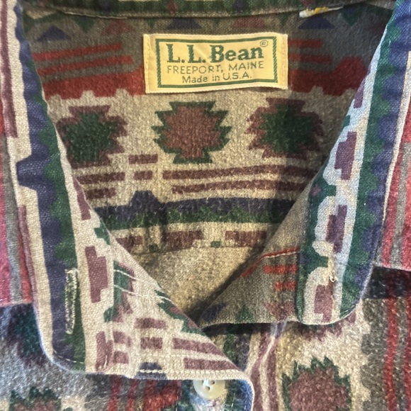 Vintage funky LL bean button down - Picture 2 of 8